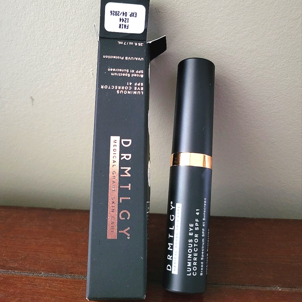 Drmtlgy Eye Corrector in color Fair